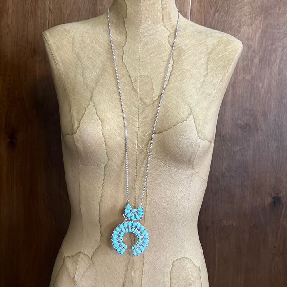Sunfaded turquoise pendant necklace